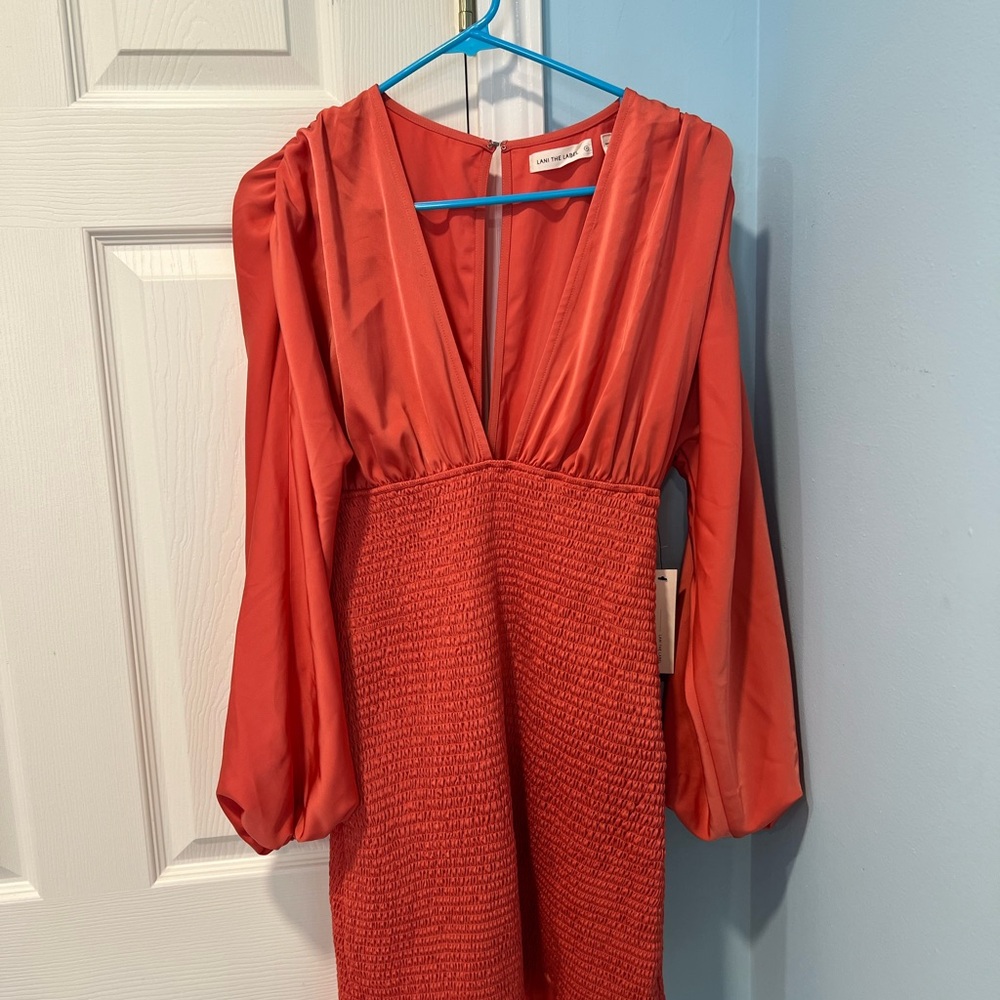 Coral Ruched Mini Dress with Plunge Neckline and Balloon Sleeves